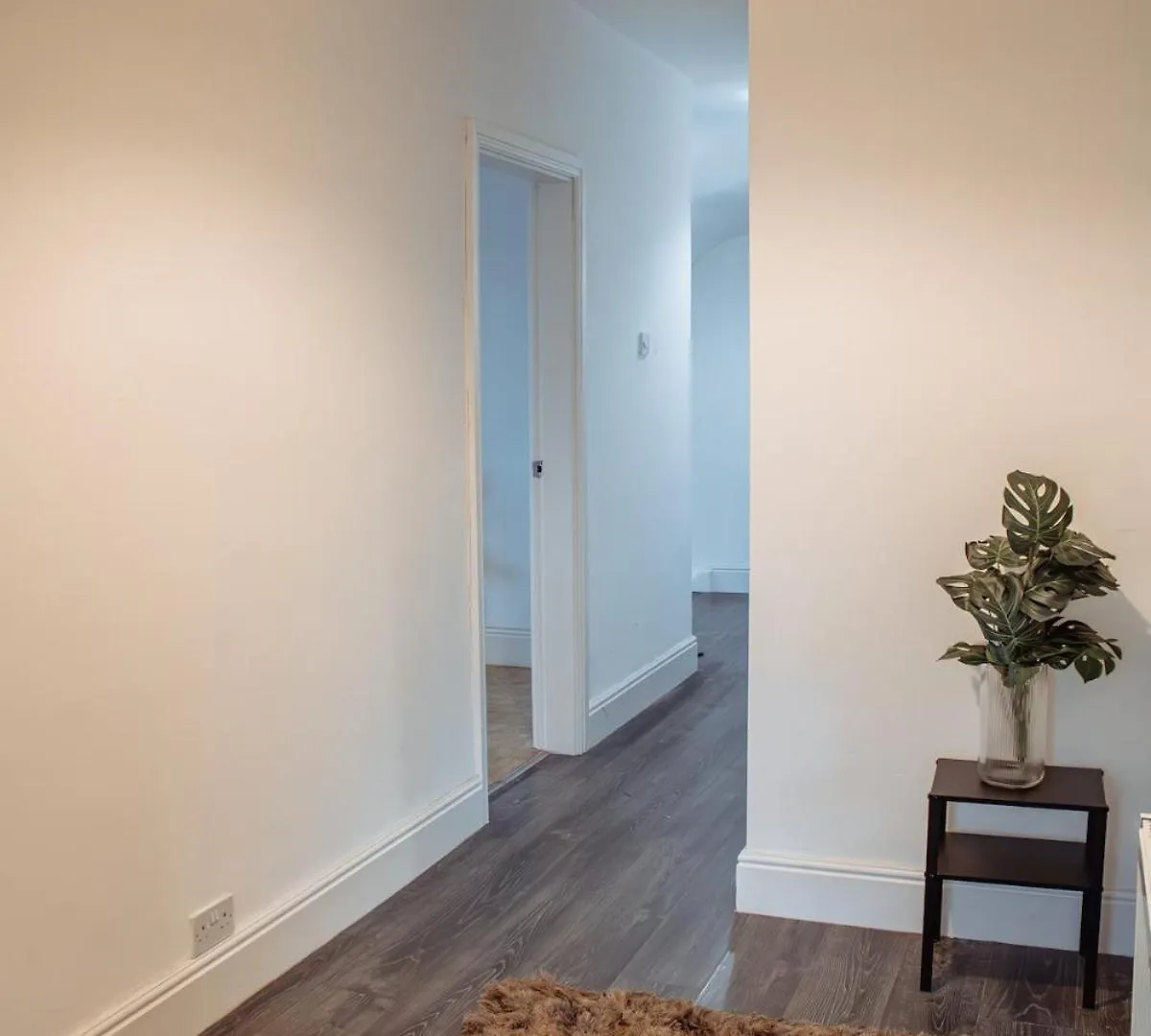 Spacious & Modern 8-Bed Home - Sleeps 13 - Parking Horsforth Wielka Brytania